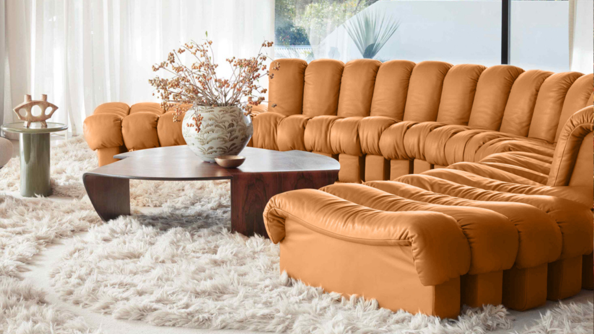 Sofas & Sectionals